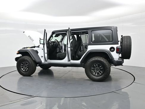 New 2025 Jeep Wrangler Willys AWD/4WD image 40