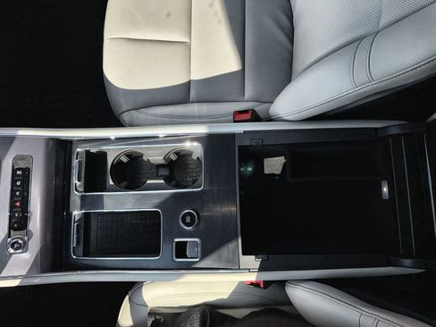 Certified 2026 Lincoln Aviator 2WD image 24
