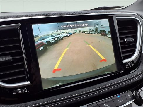 New 2026 Chrysler Pacifica Limited image 14