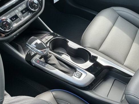 New 2026 Buick Envista Sport Touring w/ Convenience I Package FWD image 11