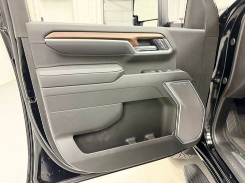 Certified 2025 Chevrolet Silverado 2500 High Country w/ High Country Premium Package image 23