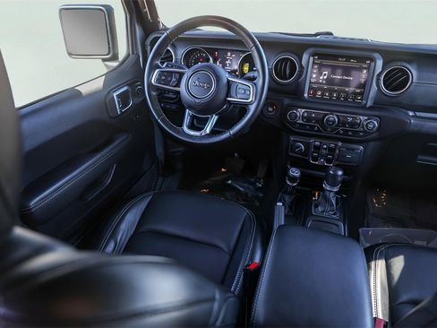 Used 2021 Jeep Wrangler Unlimited Sahara w/ Cold Weather Group image 28