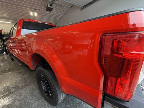Used 2022 Ford F250 XL w/ Power Equipment Group AWD/4WD image 8