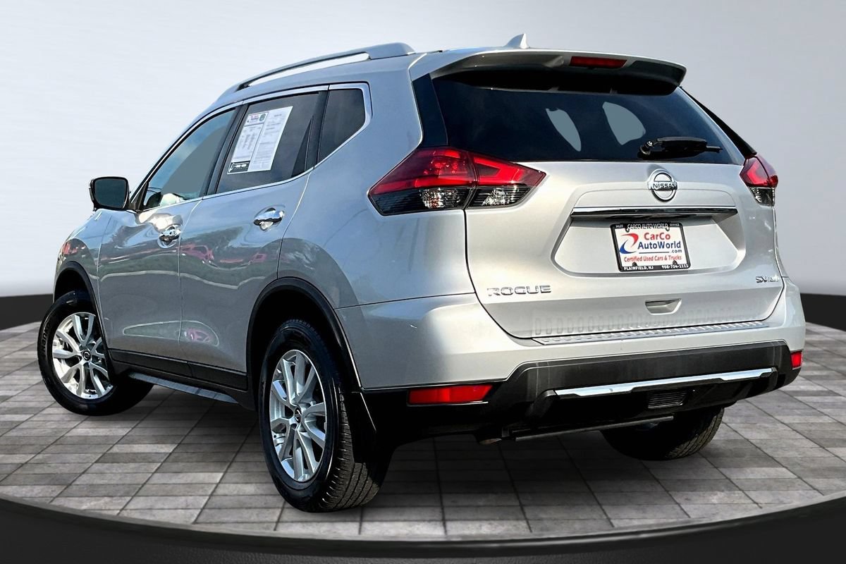 Used 2017 Nissan Rogue SV w/ SV Premium Package AWD/4WD image 7