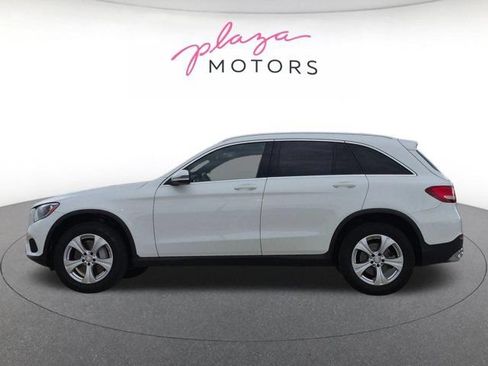 Used 2017 Mercedes-Benz GLC 300 4MATIC image 8