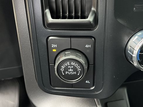 Certified 2025 Ford F150 Tremor AWD/4WD image 21