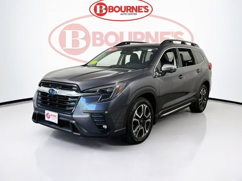 Used 2023 Subaru Ascent Limited w/ Technology Package AWD/4WD image 8