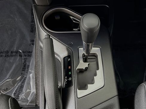 Used 2018 Toyota RAV4 XLE image 24