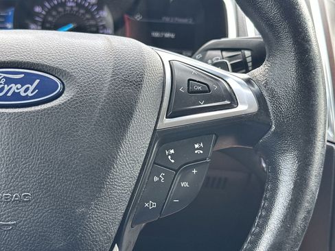 Used 2020 Ford Edge Titanium w/ Equipment Group 301A AWD/4WD image 31