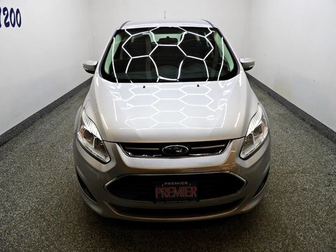 Used 2018 Ford C-MAX SE image 2