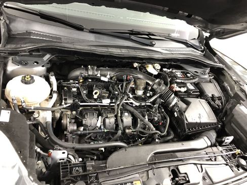 Used 2021 Ford Escape Titanium image 11