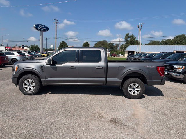 Used 2022 Ford F150 XLT w/ Equipment Group 302A High AWD/4WD image 3