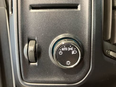 Used 2014 Chevrolet Silverado 1500 W/T w/ WT Convenience Package RWD image 13