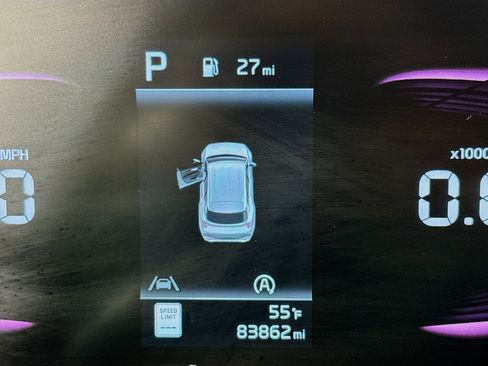 Used 2023 Kia Sportage LX image 15