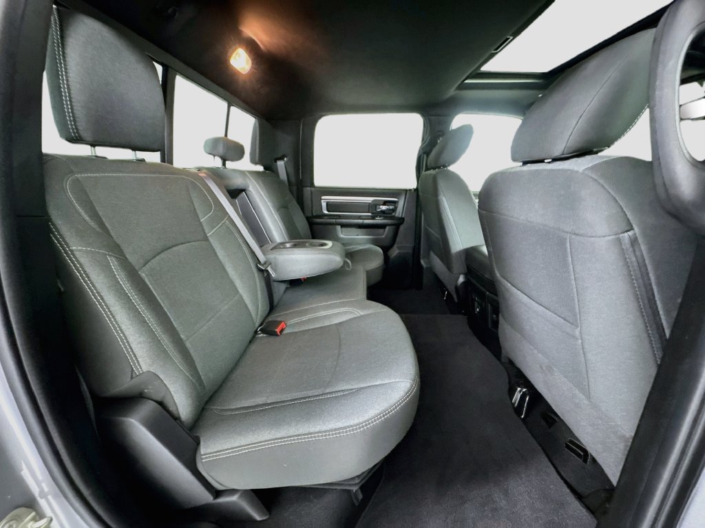 Used 2023 RAM 1500 Warlock AWD/4WD image 27