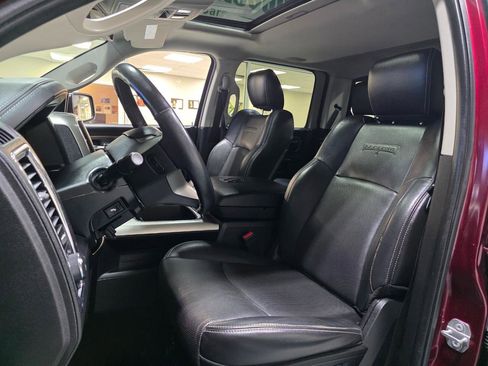 Used 2016 RAM 1500 Laramie w/ Convenience Group image 15