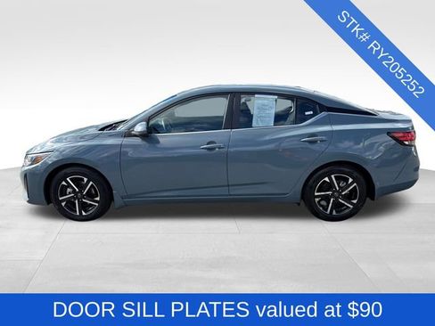 Used 2024 Nissan Sentra SV image 4