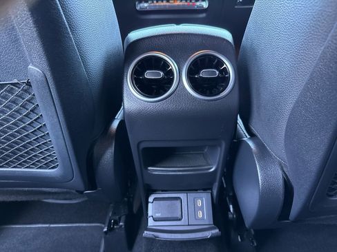 Certified 2025 Mercedes-Benz GLA 250 4MATIC image 18