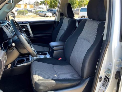 Used 2024 Toyota 4Runner SR5 image 7