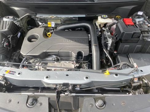 New 2026 Chevrolet Equinox RS w/ Convenience Package III FWD image 23