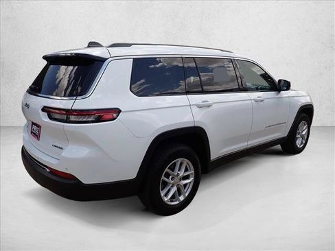 Used 2023 Jeep Grand Cherokee L Laredo w/ Trailer Tow Group (B) AWD/4WD image 4