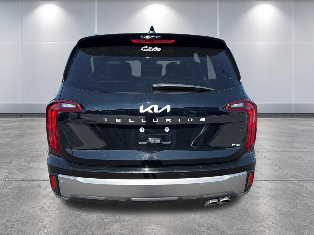 Used 2025 Kia Telluride S AWD/4WD image 4