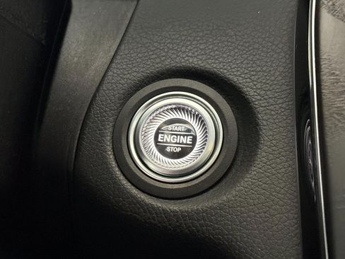 Used 2021 Mercedes-Benz C 300 Sedan image 32