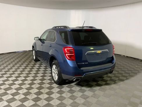 Used 2017 Chevrolet Equinox LT w/ Convenience Package AWD/4WD image 9