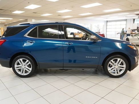 Used 2020 Chevrolet Equinox Premier AWD/4WD image 15