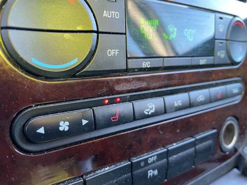 Used 2007 Ford Freestyle Limited image 34