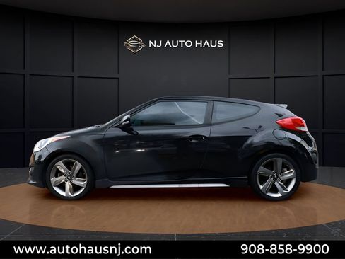 Used 2013 Hyundai Veloster Turbo FWD image 6
