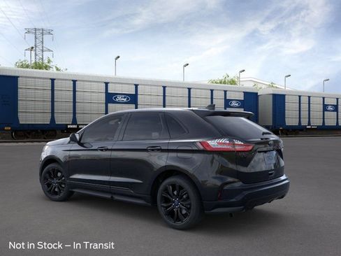 New 2024 Ford Edge SE w/ Black Appearance Package image 5
