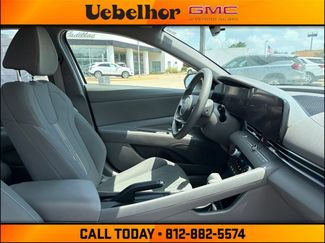 Used 2024 Hyundai Elantra SEL FWD video 2