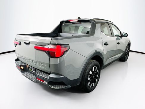 Used 2025 Hyundai Santa Cruz SEL FWD image 9