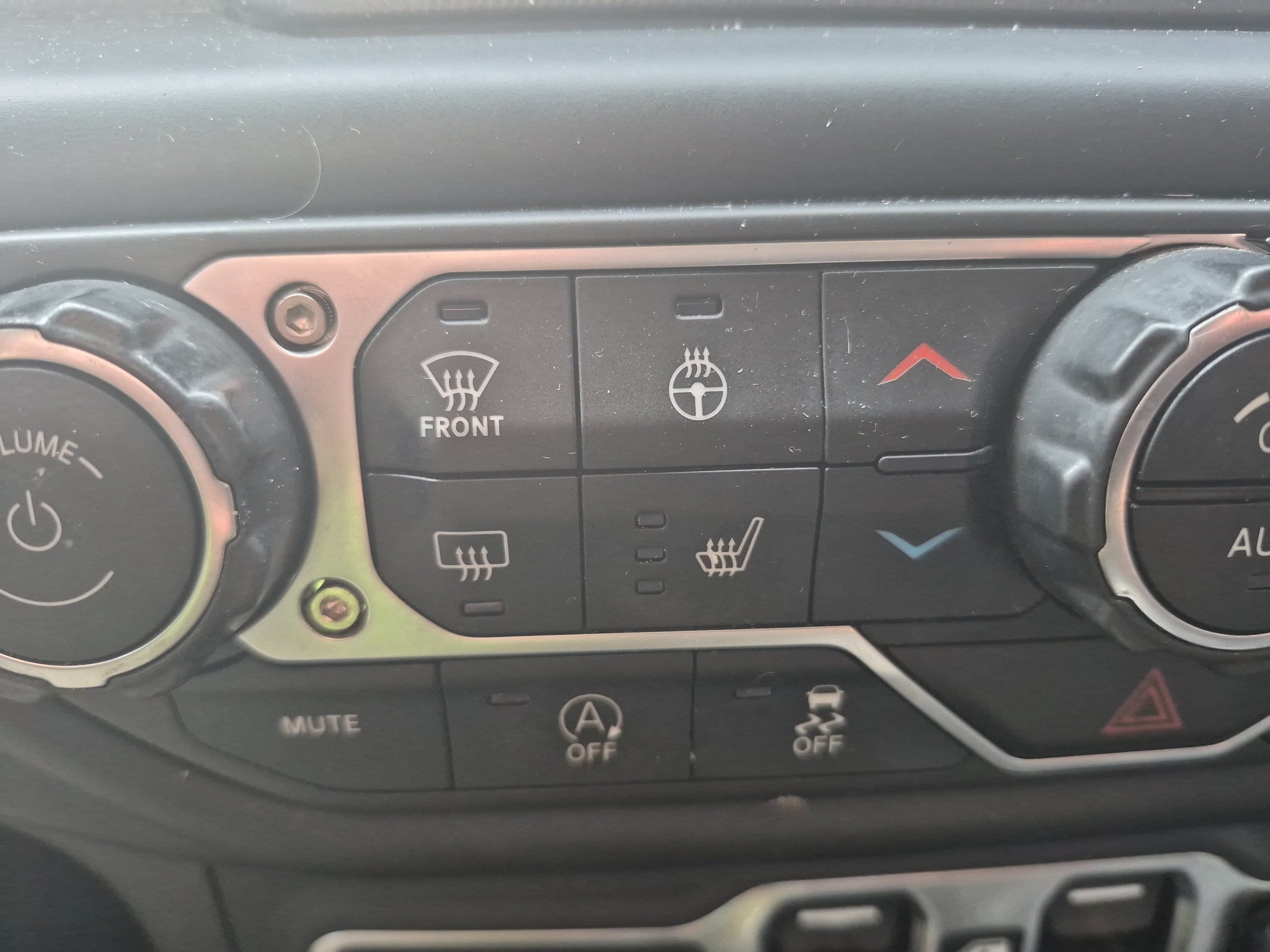 Used 2021 Jeep Gladiator Mojave AWD/4WD image 21