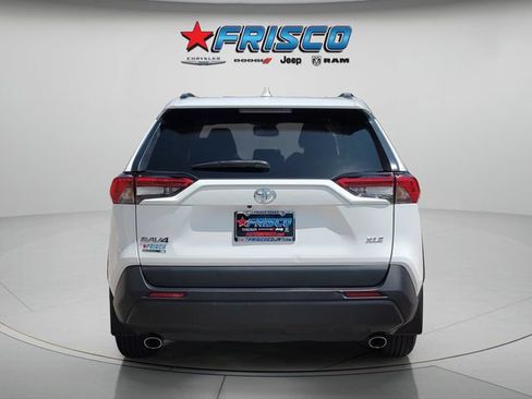 Used 2024 Toyota RAV4 XLE w/ Convenience Package FWD image 6
