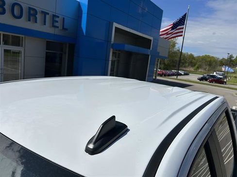 Certified 2021 Chevrolet Silverado 2500 Custom w/ Custom Value Package AWD/4WD image 9