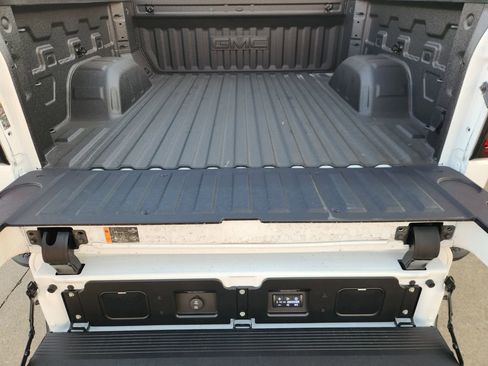 New 2026 GMC Sierra 1500 AT4X AWD/4WD image 22