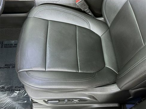 Used 2022 Chevrolet Silverado 1500 LTZ w/ LTZ Premium Package image 23