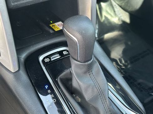 Used 2023 Toyota Corolla Cross AWD Hybrid image 23
