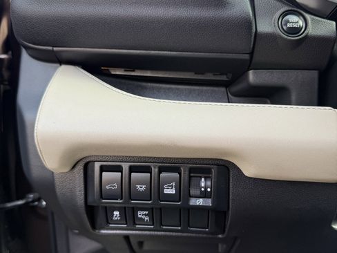 Used 2021 Subaru Ascent Touring w/ Popular Package #2A image 27