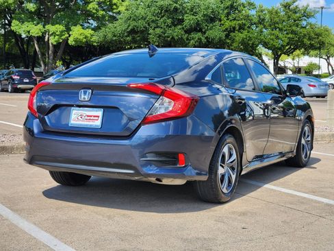 Used 2017 Honda Civic EX image 6