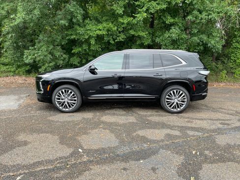 New 2026 Buick Enclave Avenir w/ Super Cruise Package AWD/4WD image 2