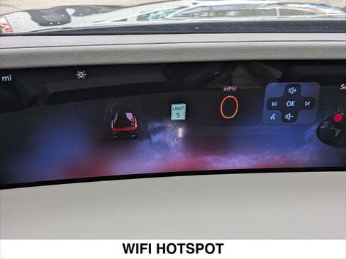 Used 2024 Lincoln Nautilus Black Label image 16