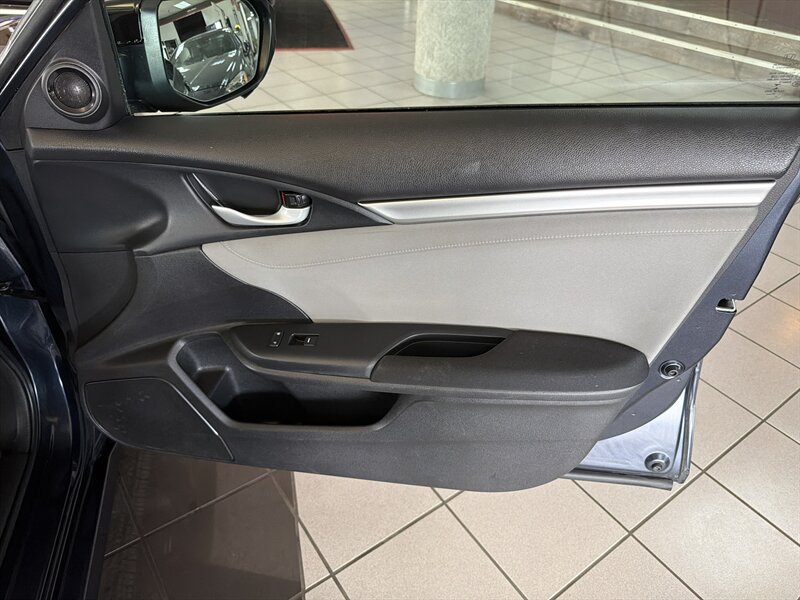Used 2018 Honda Civic EX-T image 27