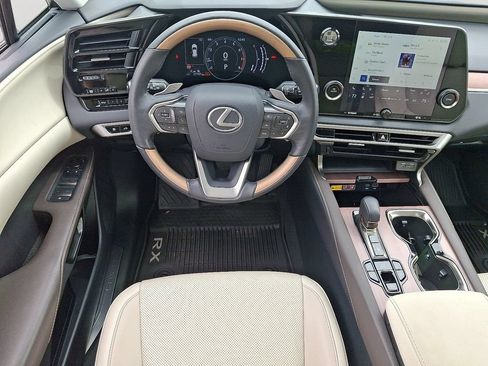 Used 2024 Lexus RX 350 Premium w/ Accessory Package AWD/4WD image 12