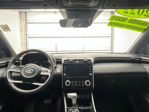 Used 2022 Hyundai Santa Cruz SEL image 4