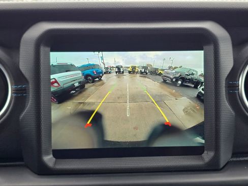 Used 2023 Jeep Wrangler Unlimited Rubicon 4xe w/ Safety Group image 31