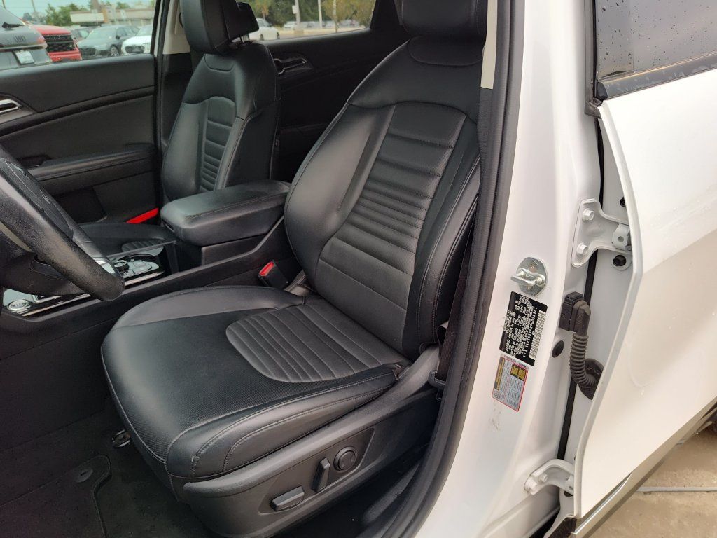 Used 2023 Kia Sportage SX FWD image 21