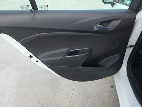Used 2017 Chevrolet Cruze LS FWD image 8